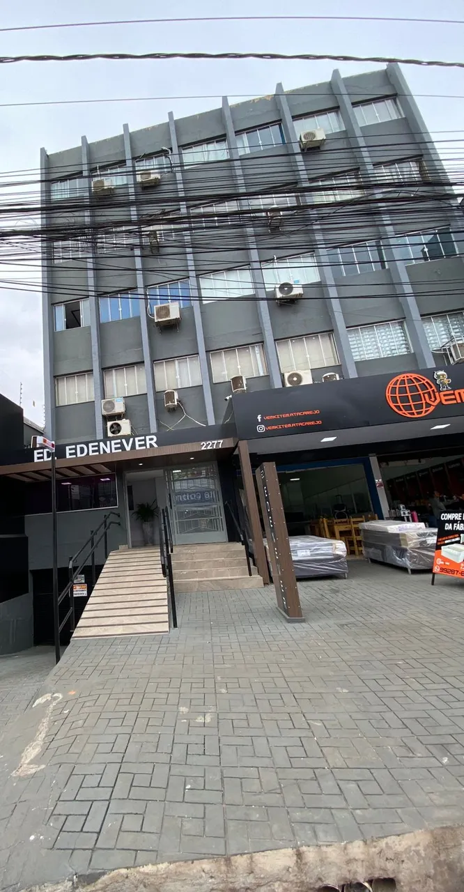Aluga-se sala comercial na AV. Couto Magalhães - Centro VG - Com estacionamento !