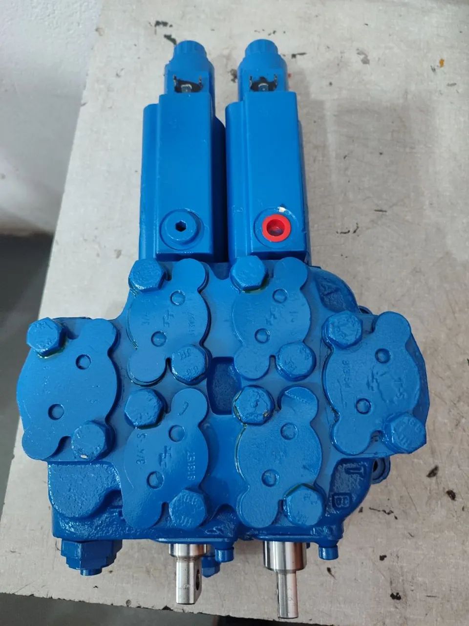 Comando hidráulico w20e rexroth