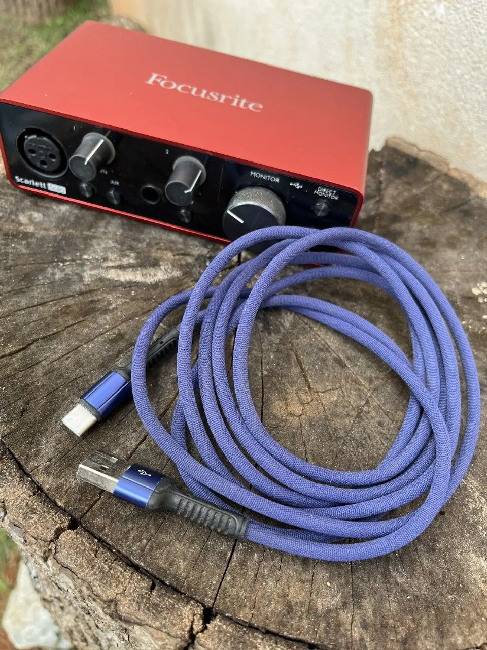 Interface de áudio Focusrite Scarlett solo 3ª geração 