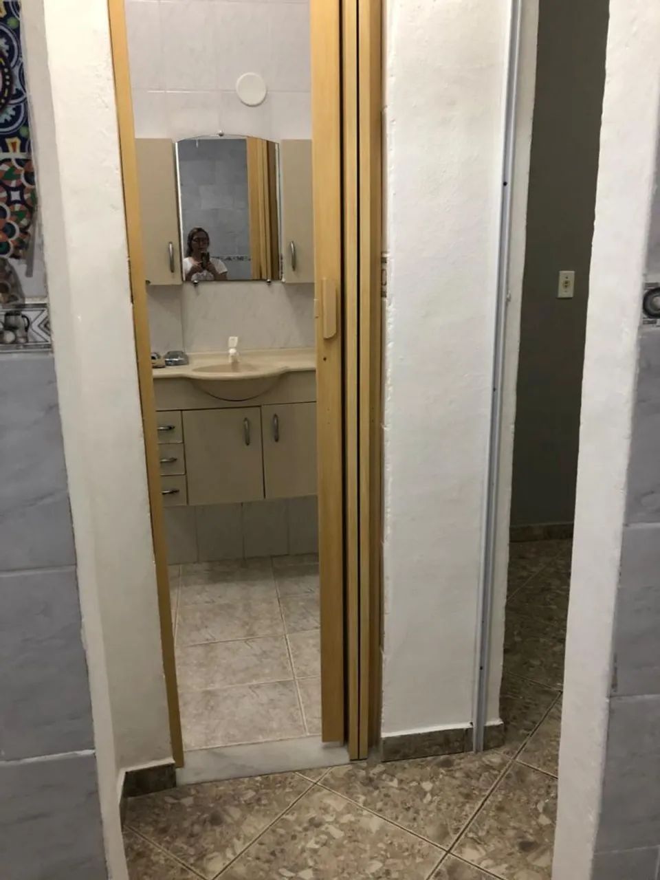 Aluga se casa na chacrinha próx brt ipase  - Foto 5