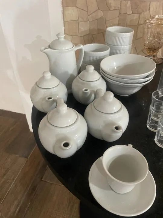 Kit Louças porcelana branca e diversos... - Foto 2