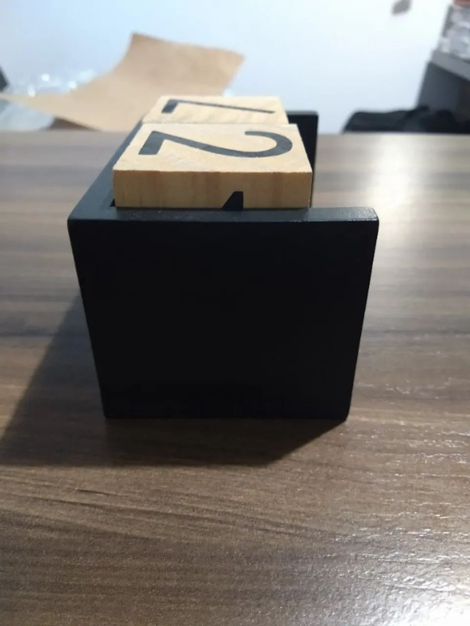 Calendario Cubo de Mesa Permanente em Madeira - Foto 5