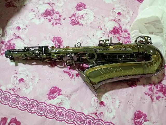 Saxofone alto Eb novo - Foto 4