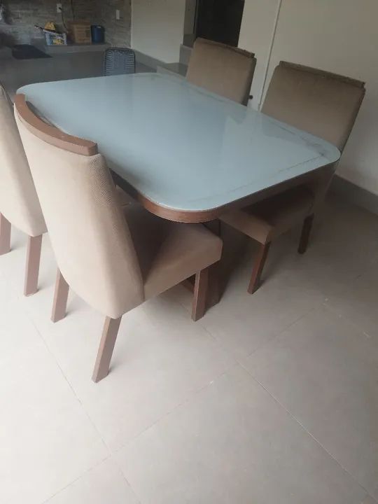 Mesa de vidro com 4 cadeiras - Foto 2