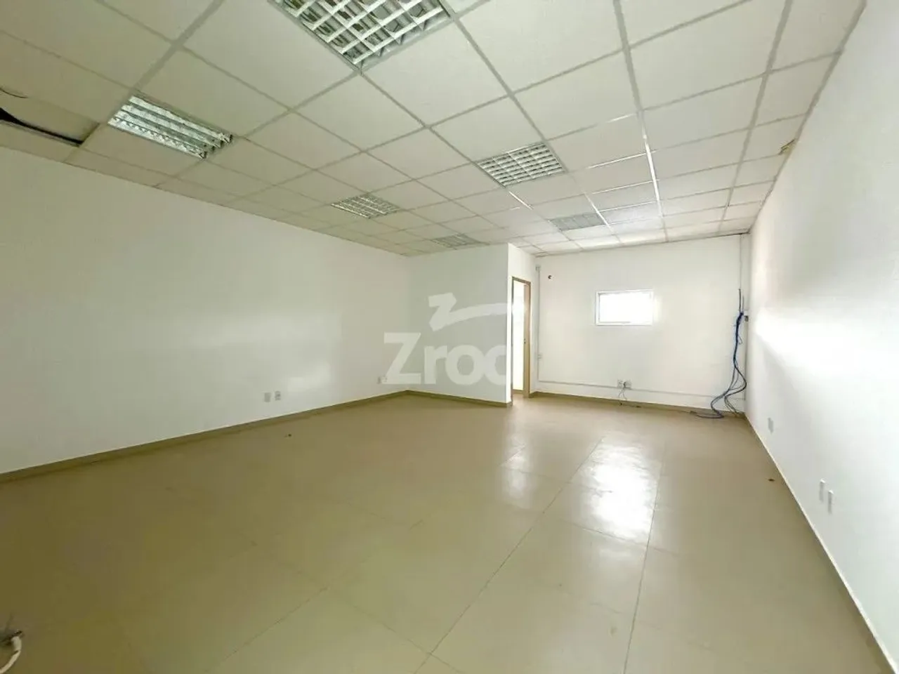 Sala comercial locação no Bairro Itoupava Norte, Blumenau - Zrooimoveis