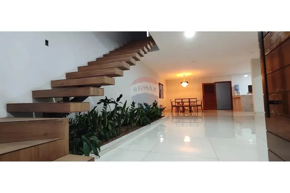 Casa de Alto Padrão a 100m do Rio Vaza Barris!