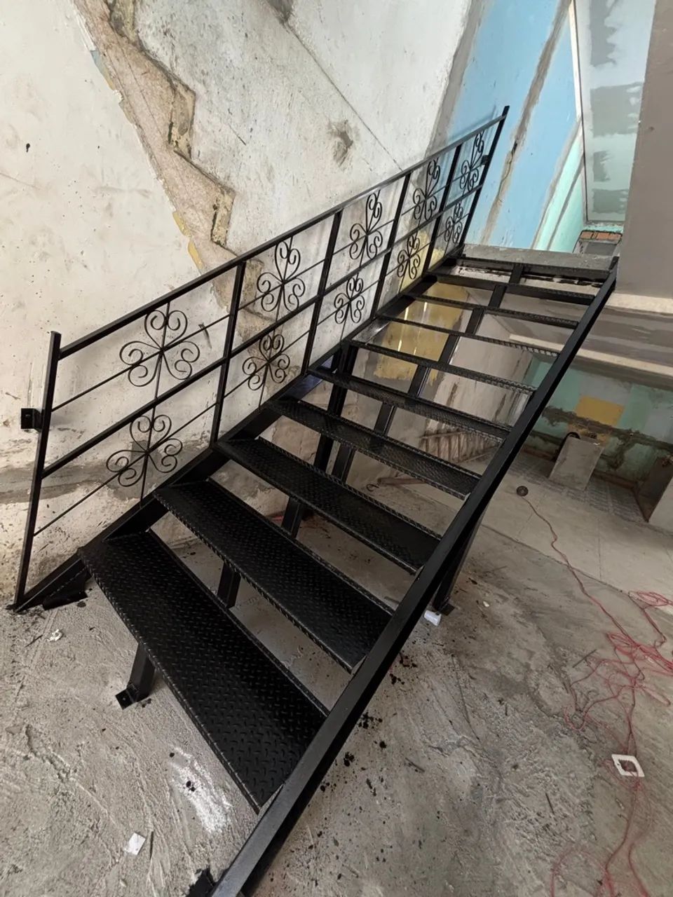 Escada reta NOVA  - Foto 4