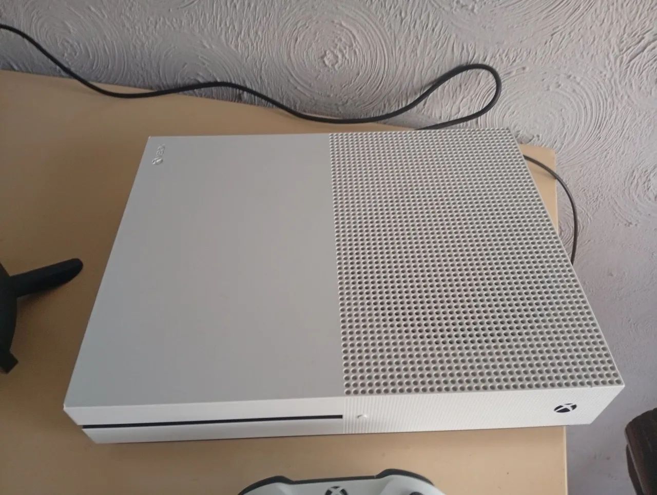 Vendo XBOX ONE S 1TB - Foto 2