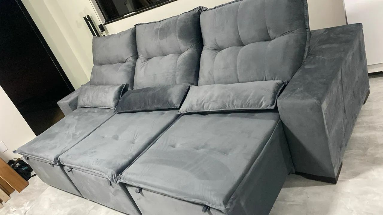 Sofá Modular Cinza Confortável e Espaçoso64673644511363120