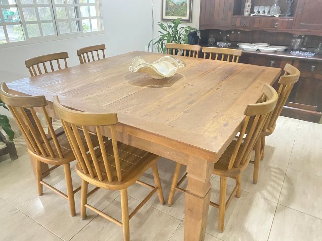 Mesa Quadrada 8 lugares 1,60m Madeira Maciça e Cadeiras 