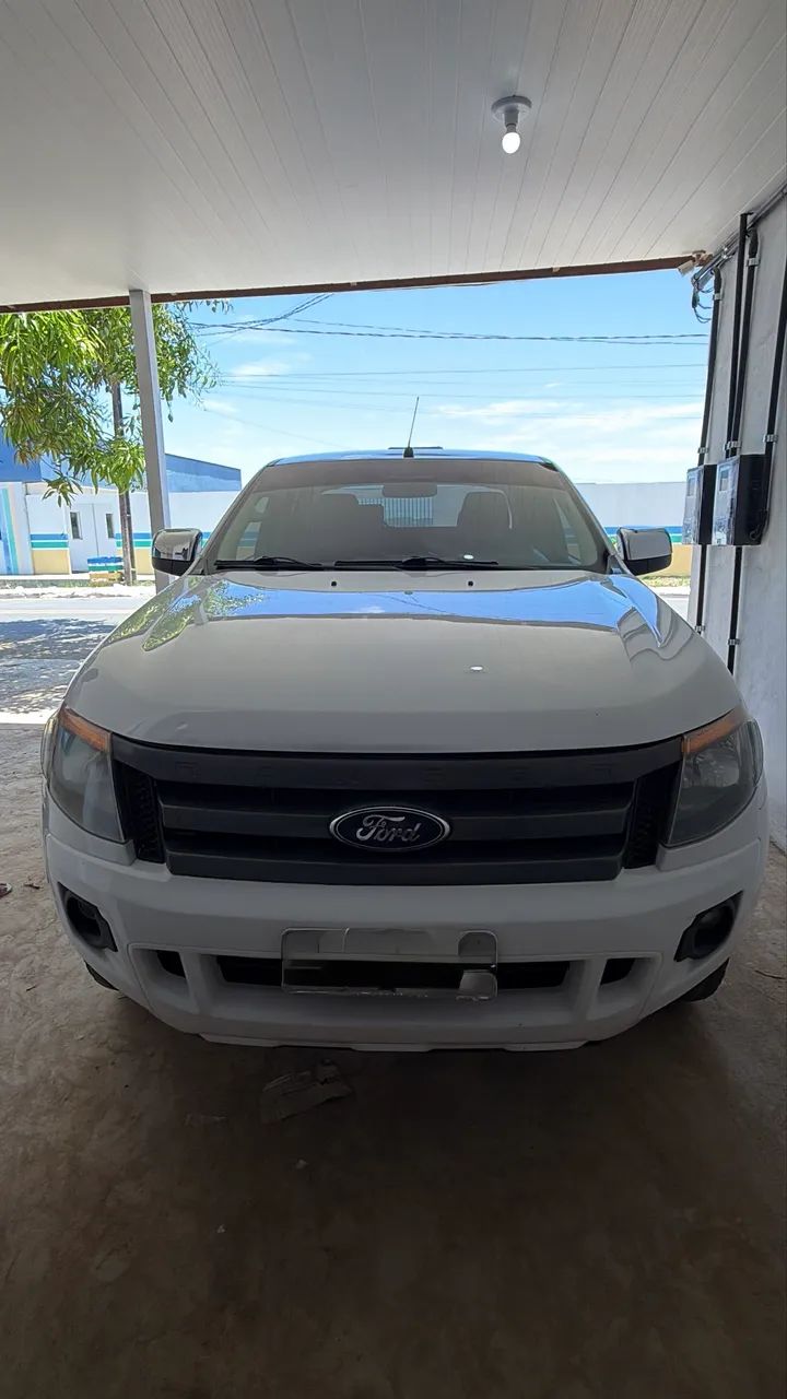 Ford Ranger XLS 2.5 16V 4X2 CD Flex 2016