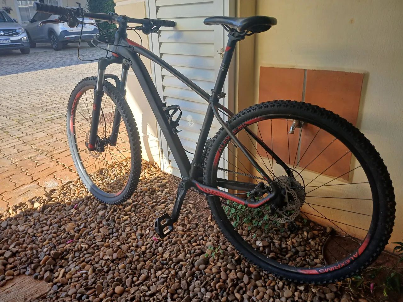 Bike Oggi 7.2 Excelente