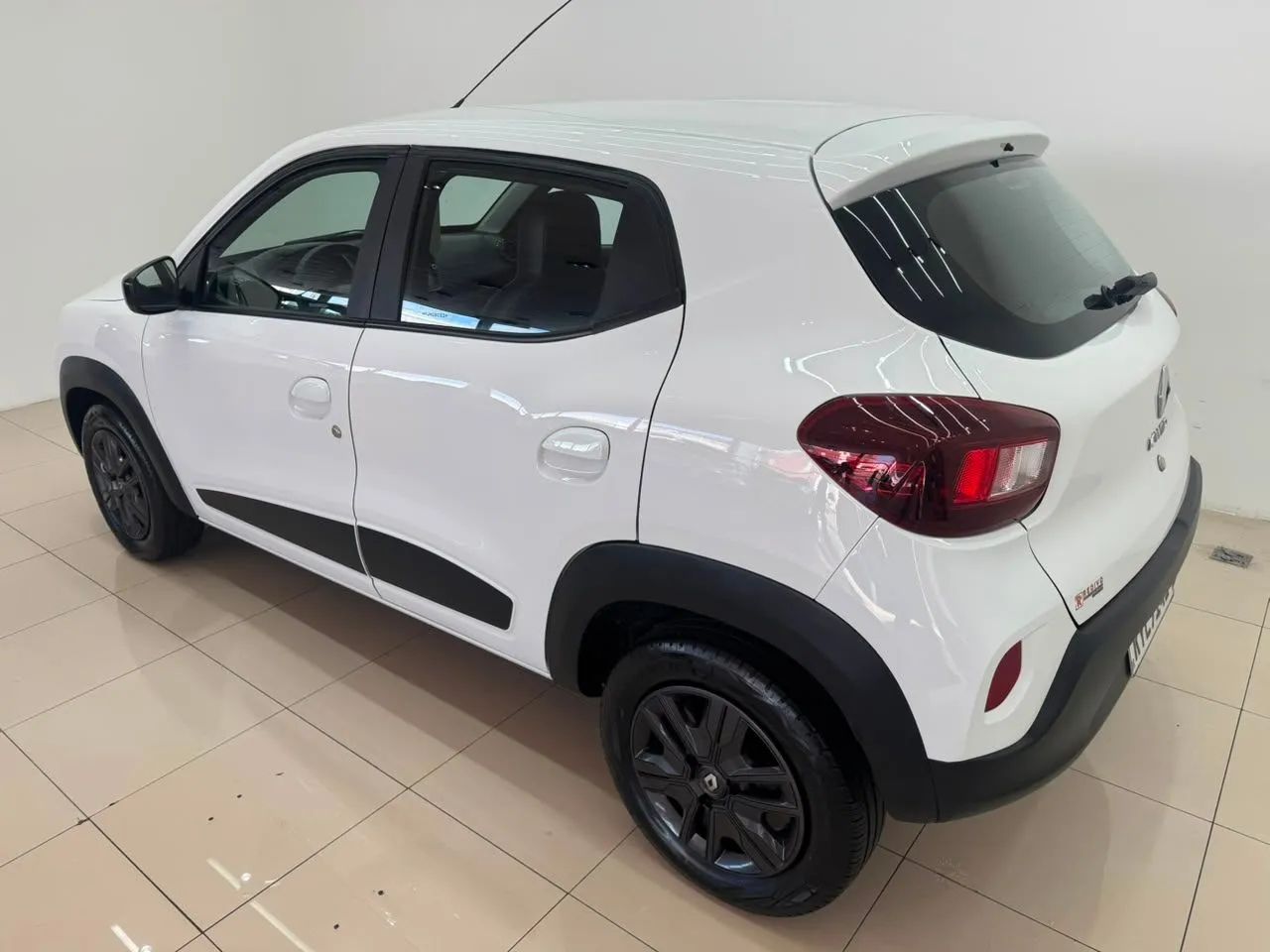 Renault Kwid 1.0 Intense 2023 - Foto 5
