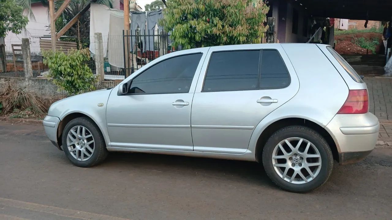 Volkswagen Golf 1.6 MI/ 1.6 MI Gener./black & Silver 2000