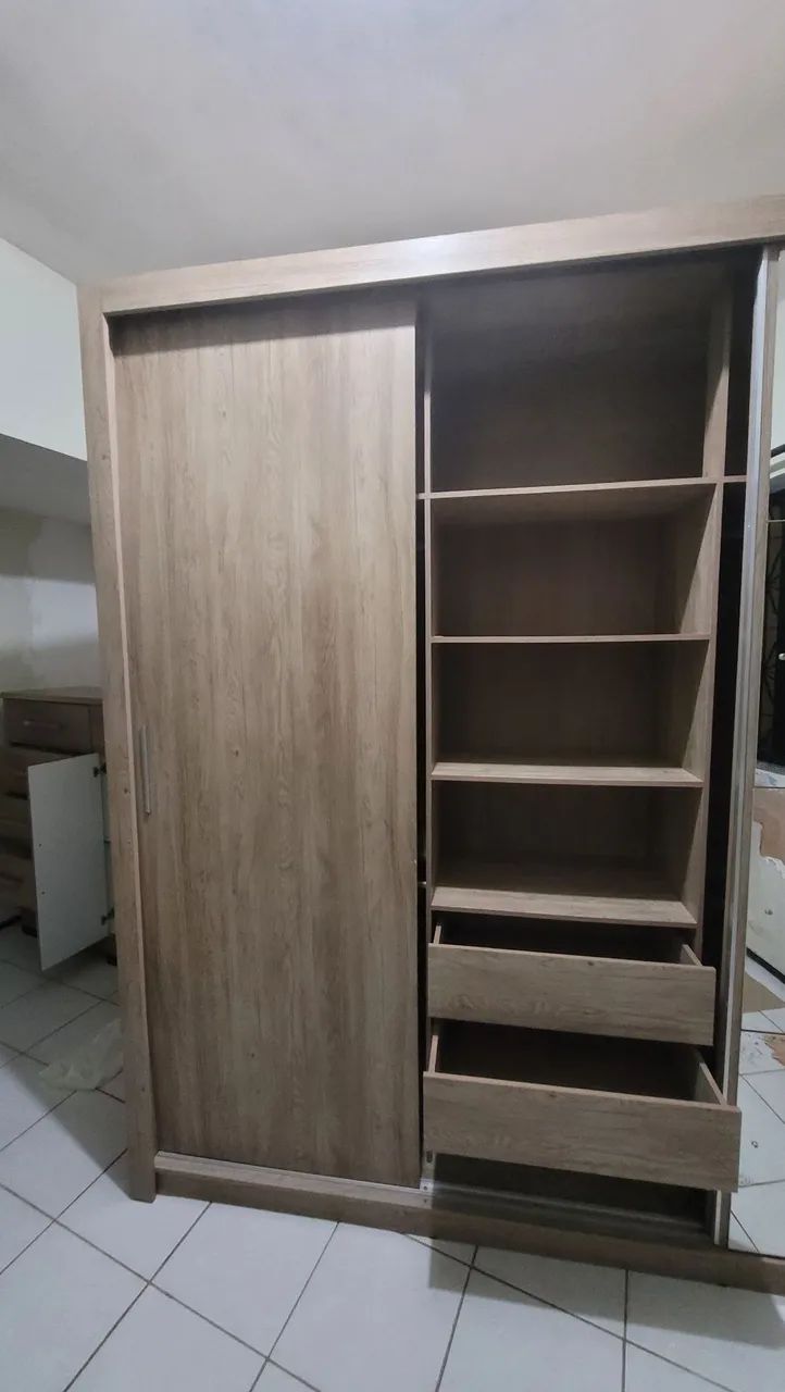 Guarda roupa com portas de correr - Foto 2