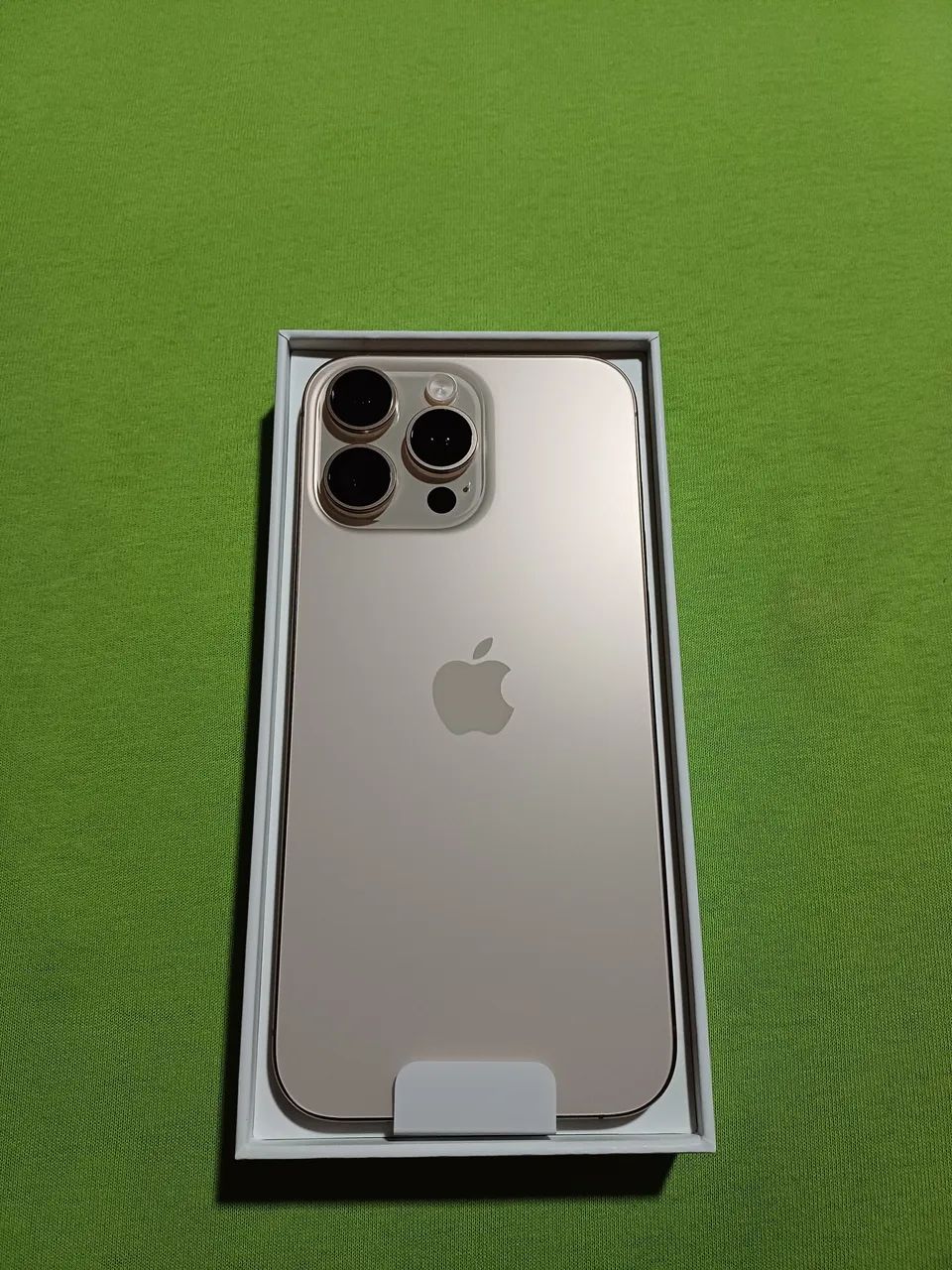 iPhone 16 Pro Max 256GB - Foto 2