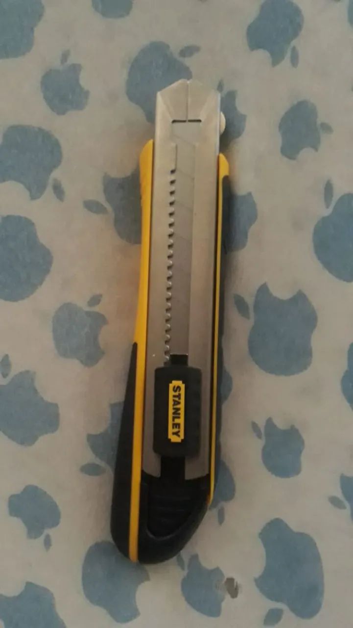 Estilete de corte profissional  marca Stanley - Foto 3