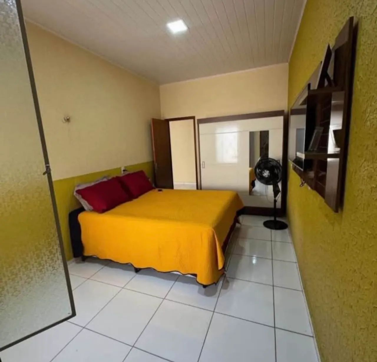 CASA A VENDA NO CARMELÂNDIA K - Foto 5