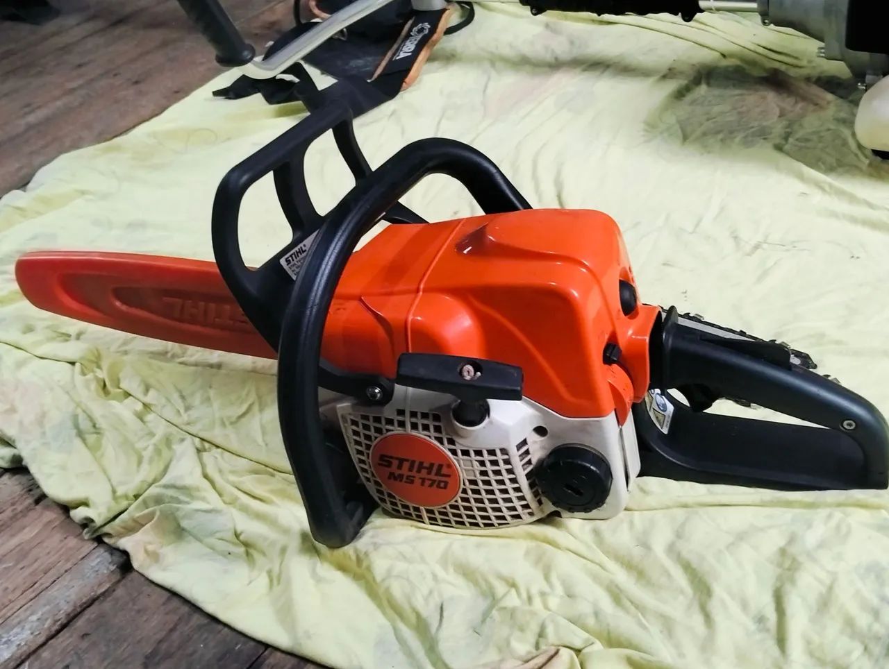 Vende-se esse motoserra da sthil original  - Foto 2