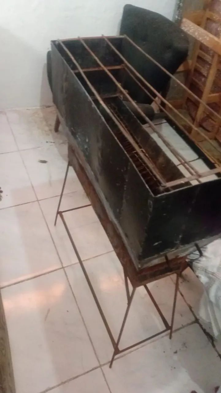 Churrasqueira pra trabalho e resenha 