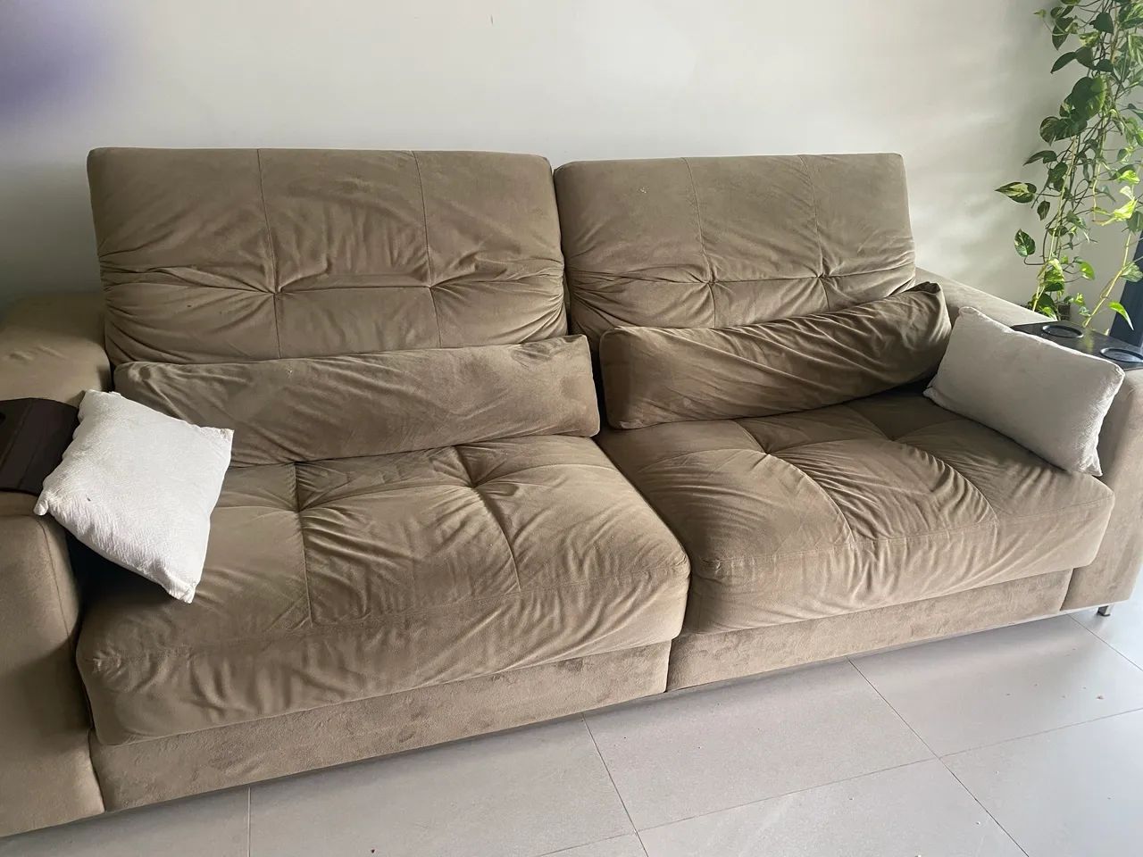 Sofá Artefacto 4 lugares  - Foto 2