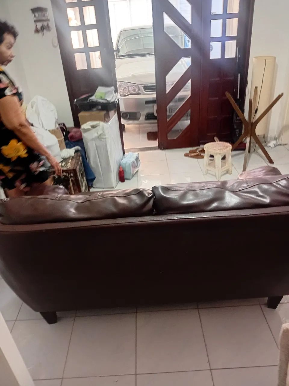 Vendo uma poltrona sofá cm 2 lufares - Foto 2
