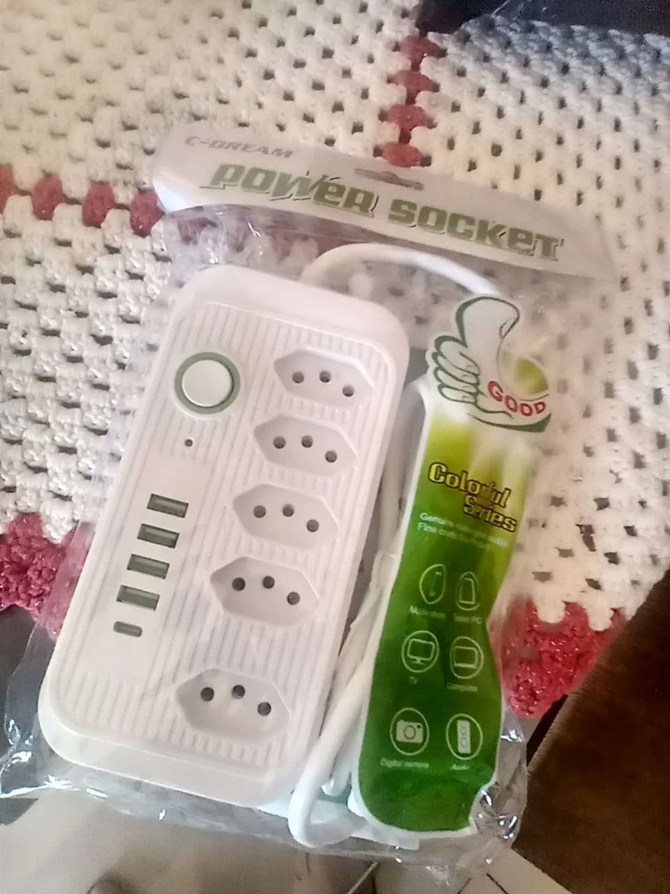 Estensao 2m com saídas USB  - Foto 3