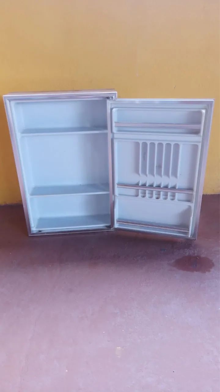 Armário com espelho  - Foto 2