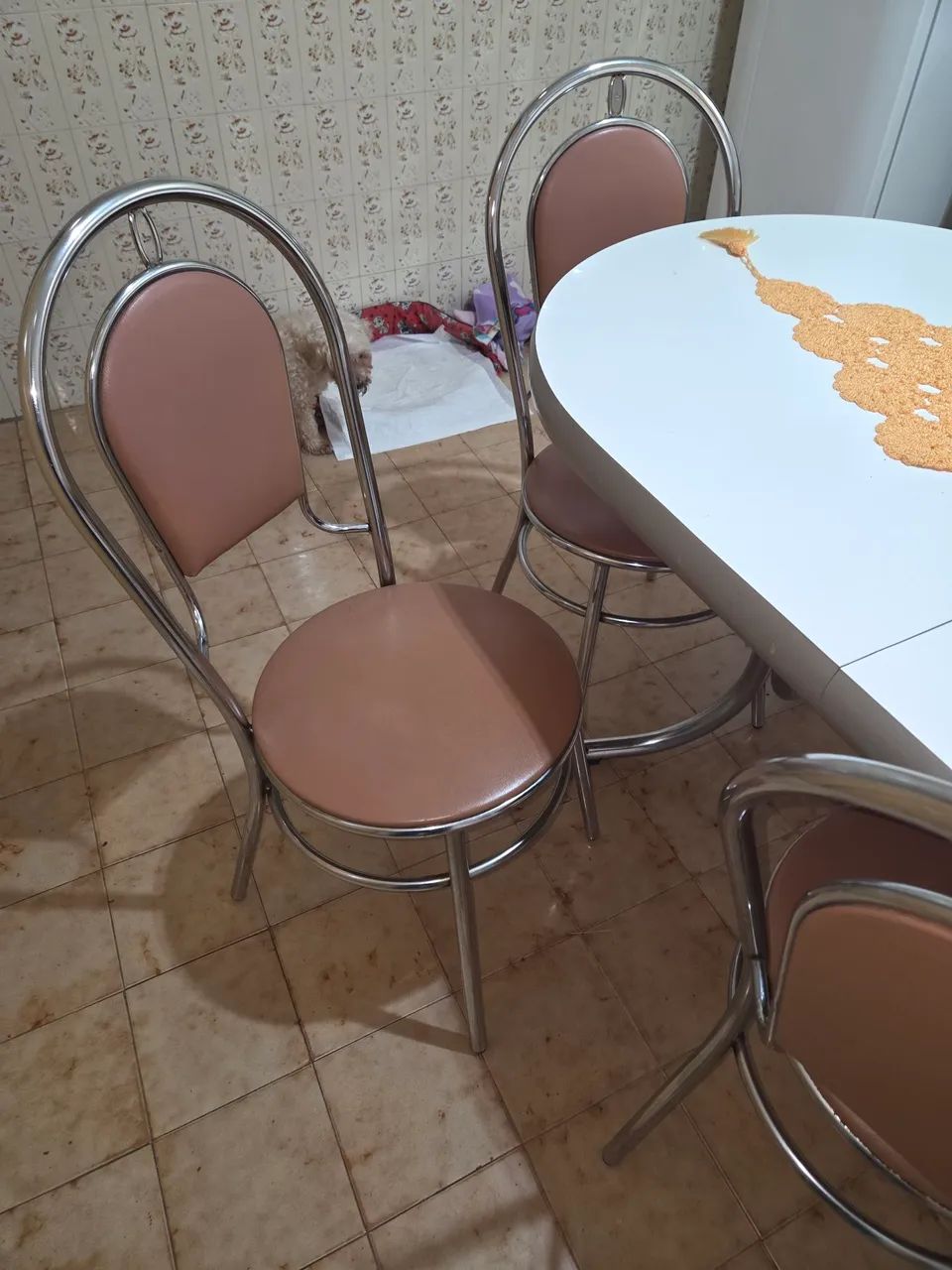 Jogo de Mesa de cozinha + Cadeiras