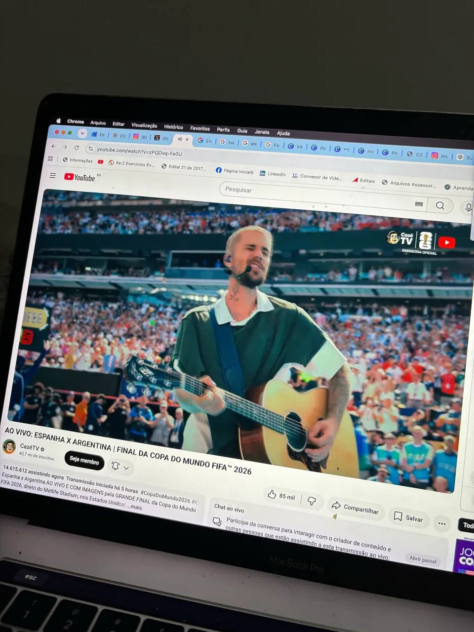 MacBook com defeito na tela