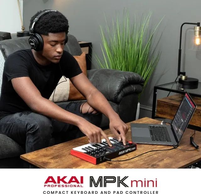 Akai Professional MPK Mini MK3  - Foto 3