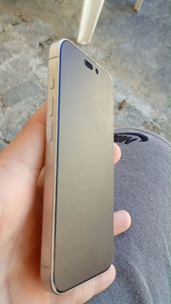iPhone 15 pro 128 gigas  - Foto 3