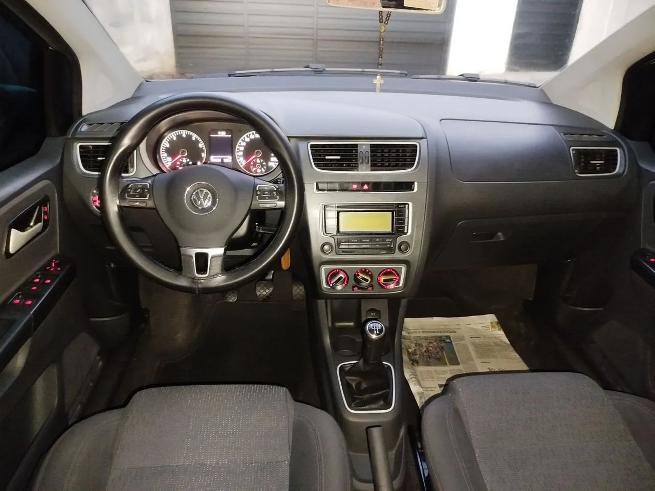 Volkswagen Fox 1.6 MI Total Flex 8V 5P 2014 - Foto 3