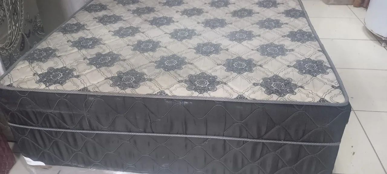 CAMA SEMI NOVA - ENTREGA GRÁTIS (CASAL DE ESPUMA) - Foto 3