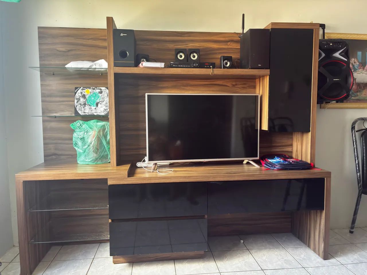 Vendo Rack mais televisão  - Foto 4