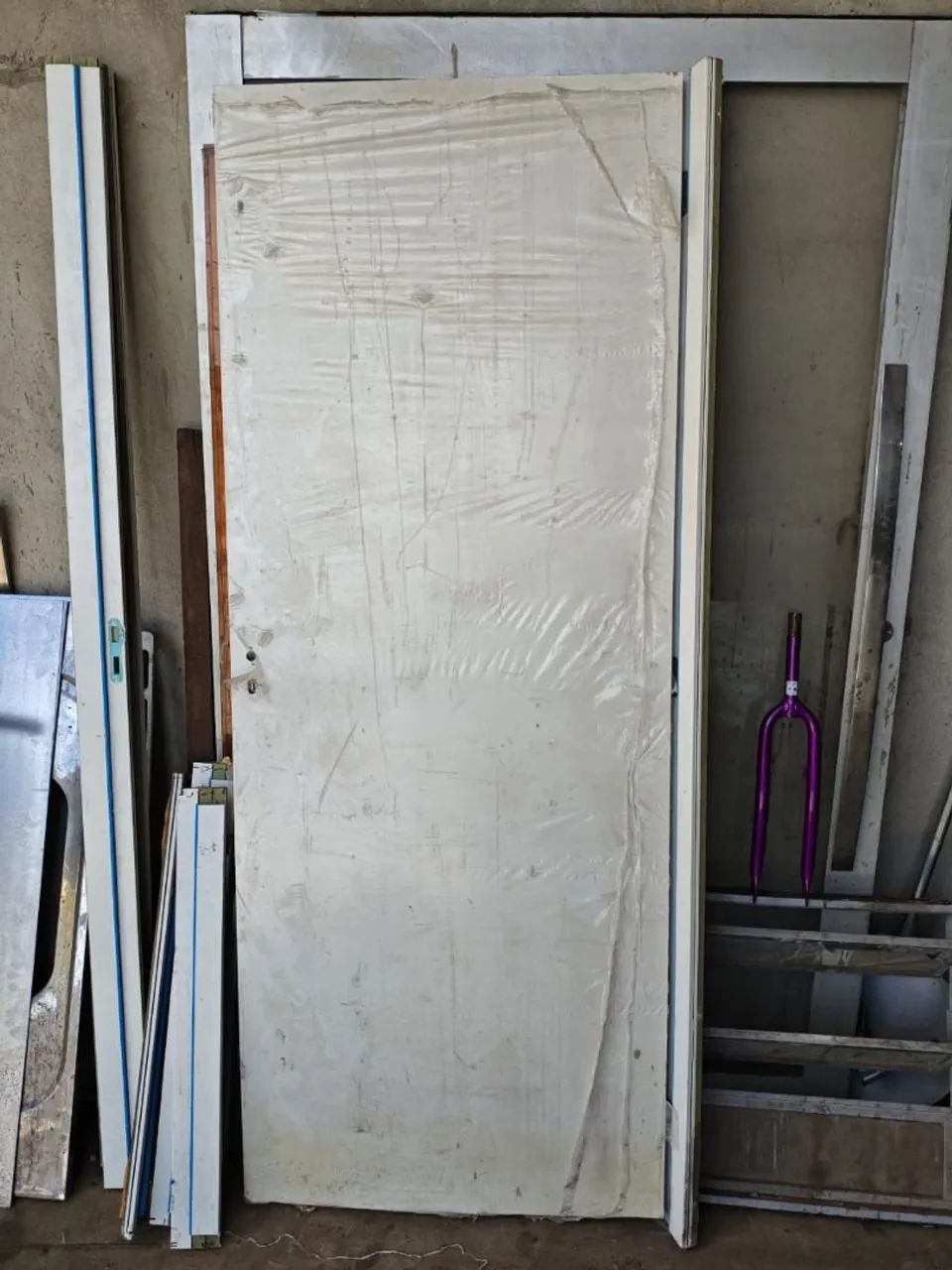 Door64993889946242121