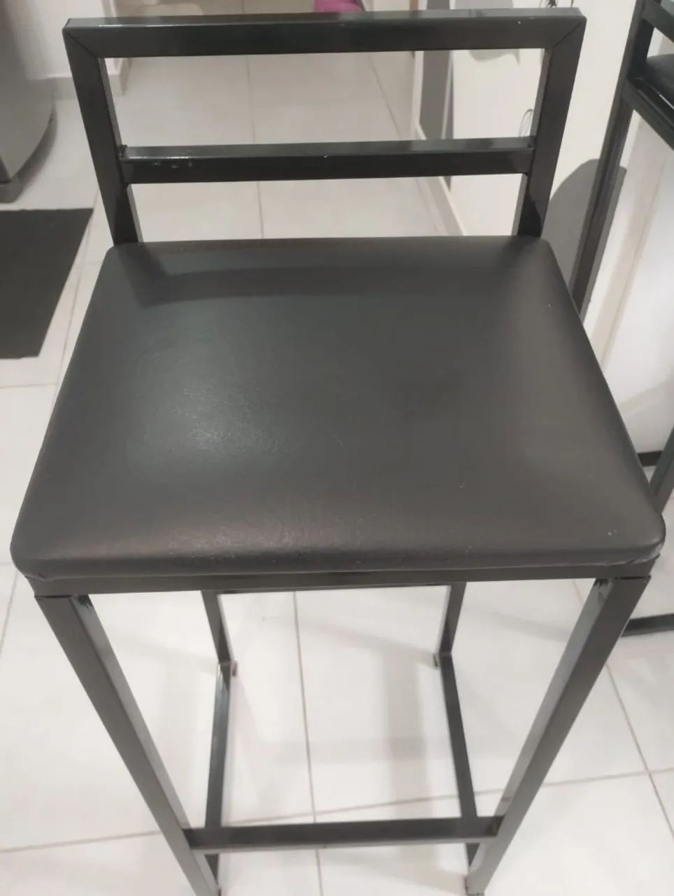 Bancada com banquetas - Foto 5