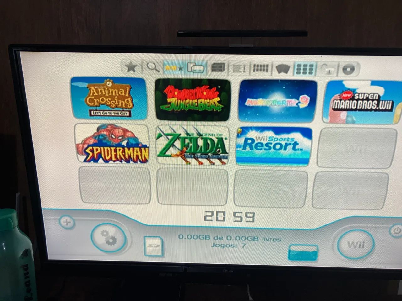Nintendo Wii Black Edition com jogos e 2 Controles - Foto 5