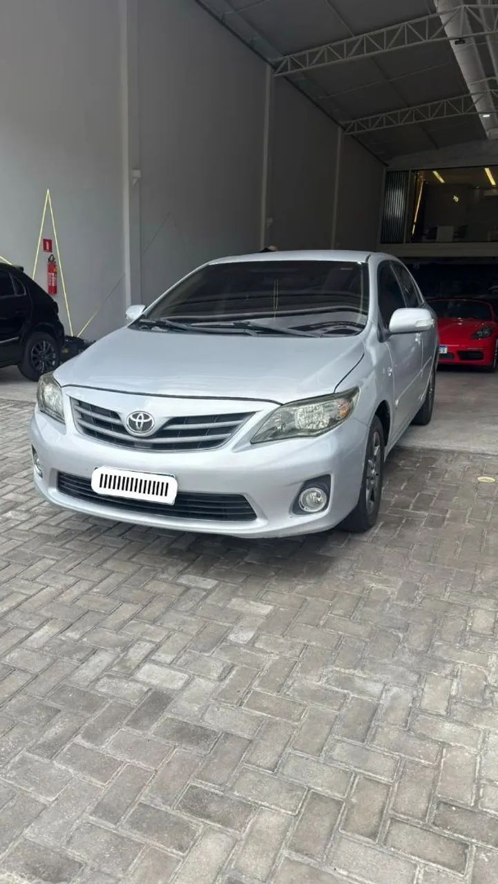 Toyota Corolla Corolla GLi 1.8 Flex 16V  Aut. 2013
