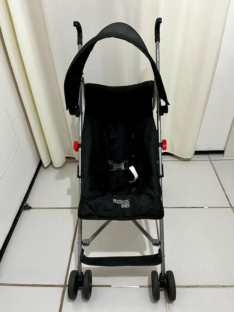 Carrinho de Bebê Multikids Baby Preto - Conservado