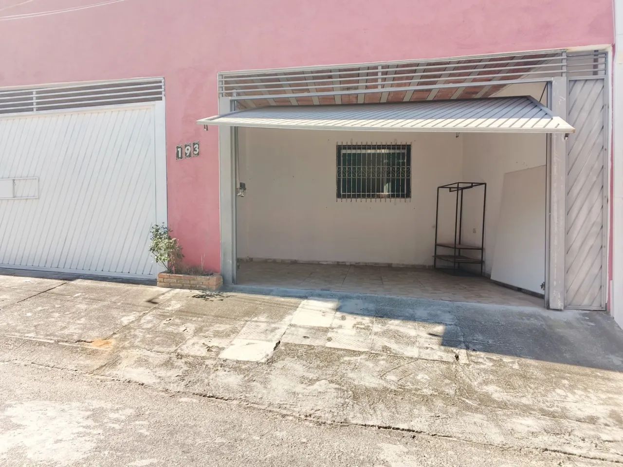 CASA A VENDA BAIRRO INTERLAGOS 