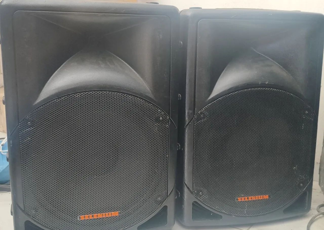 Vendo duas caixas Selenium SPM 1502A Active