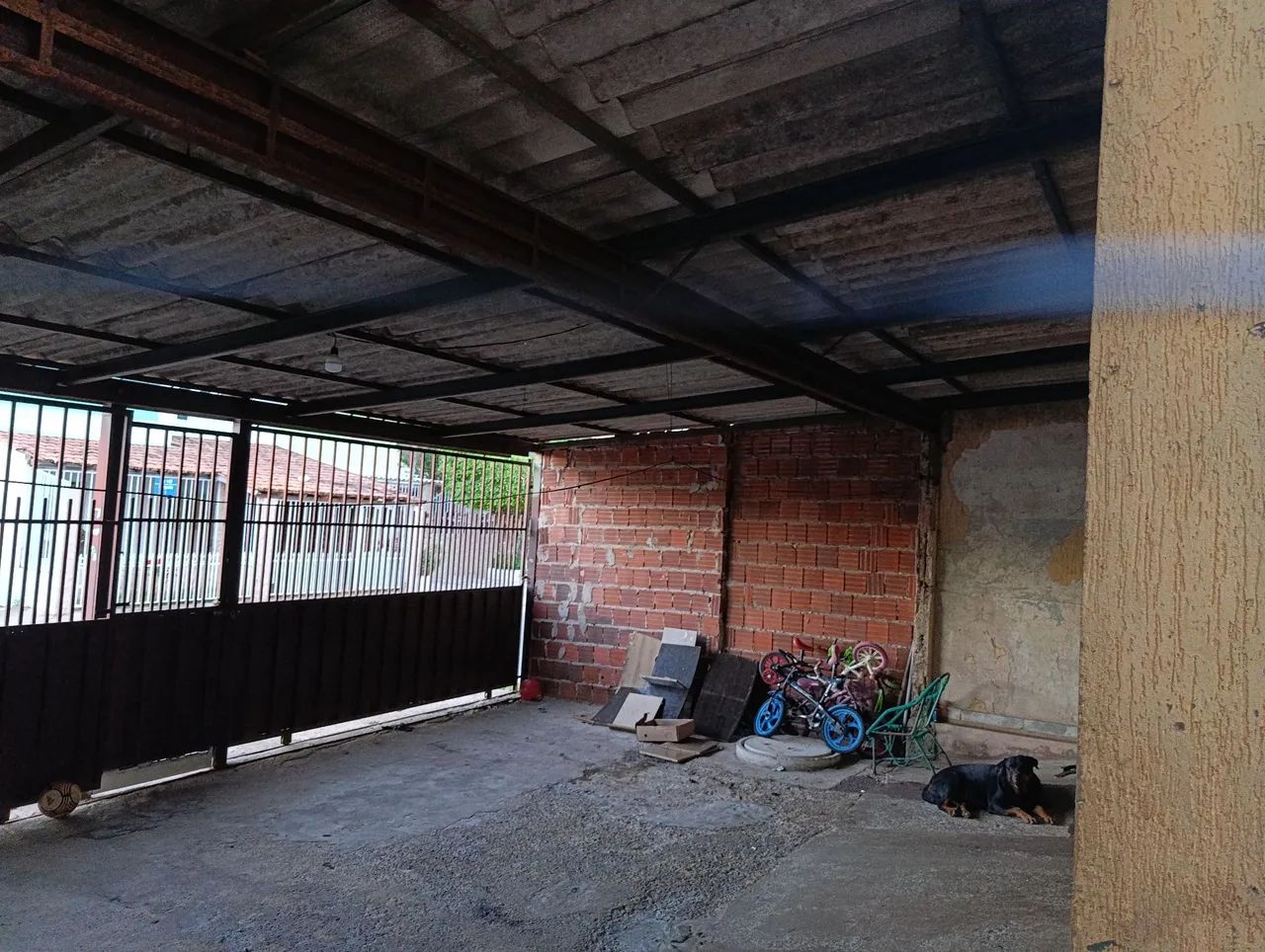 Vendo ou troco casa em área semi comercial  - Foto 3