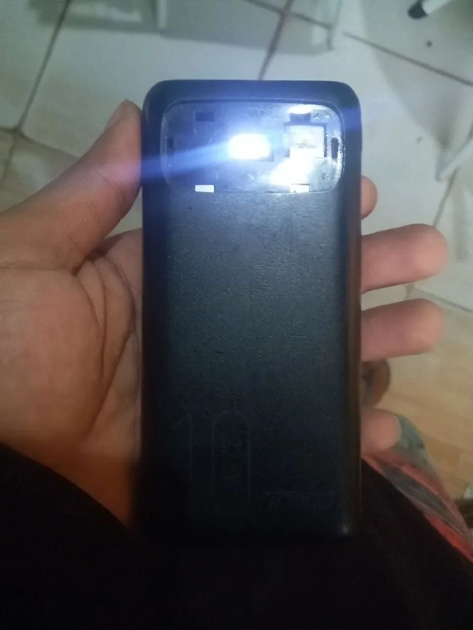 Bateria portátil em excelente estado 10000mAh