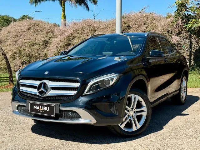 Mercedes-Benz GLA 200 Adv. 1.6/1.6 TB 16V Flex Aut. 2017