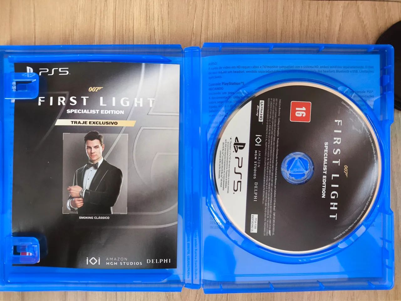 007 First Light  - Foto 2
