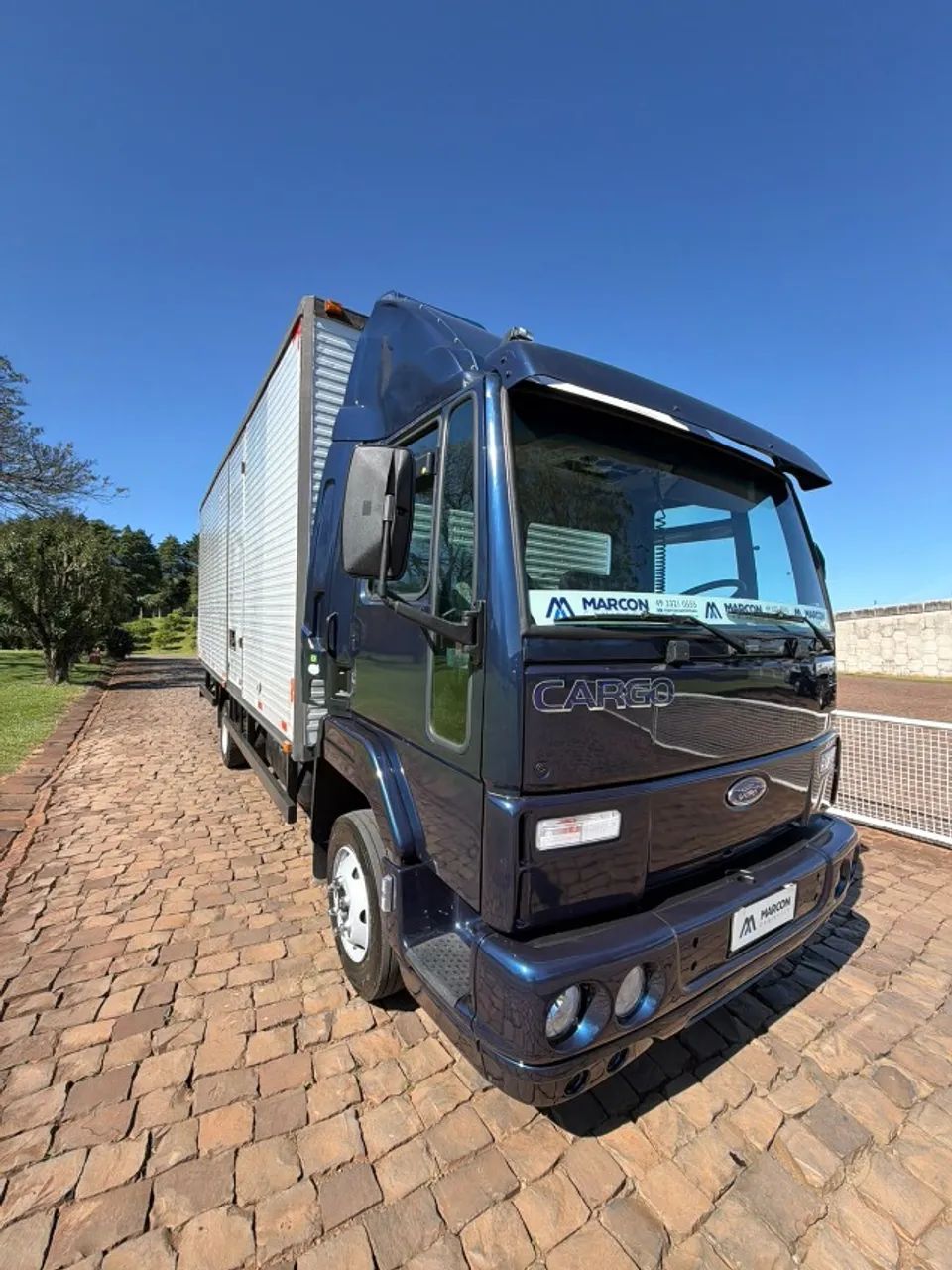 Ford Cargo 815 Baú - Foto 3