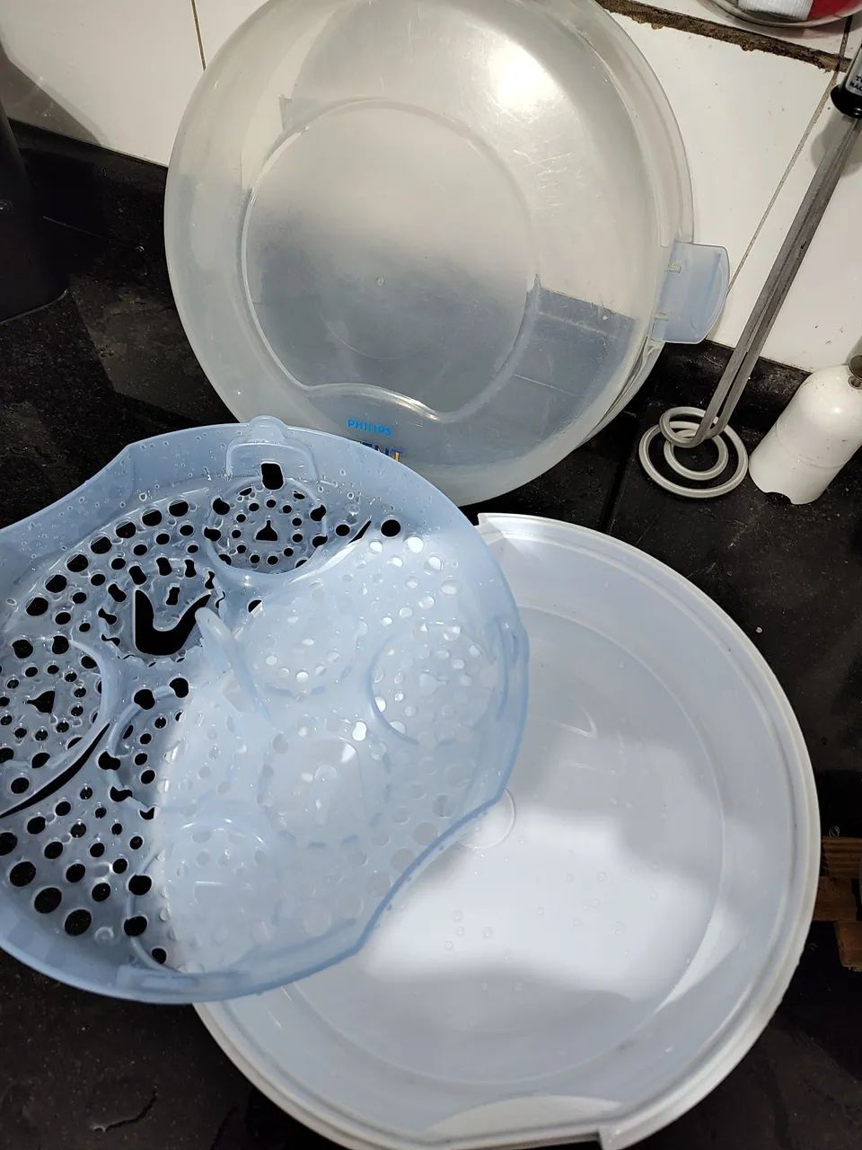 Esterilizador de microondas para mamadeiras e acessórios Avent - Foto 3