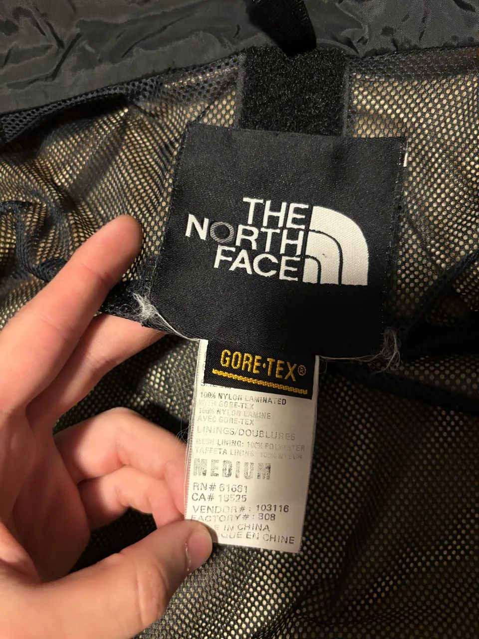 Jaqueta The North Face Gore-Tex Vintage Roxa e Preta - Foto 5