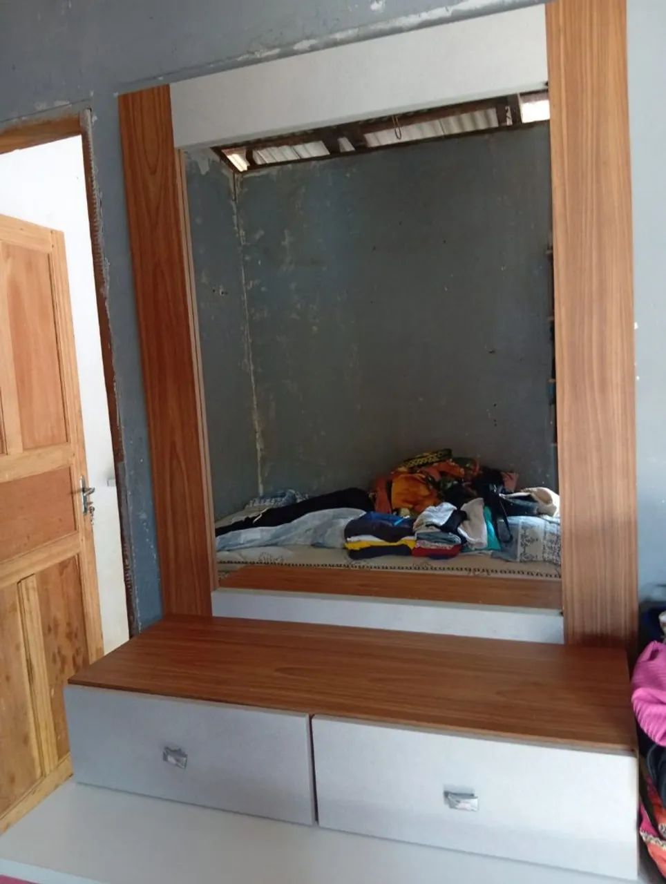 Vende-se penteadeira excelente para barbearia e também pra casa  - Foto 2